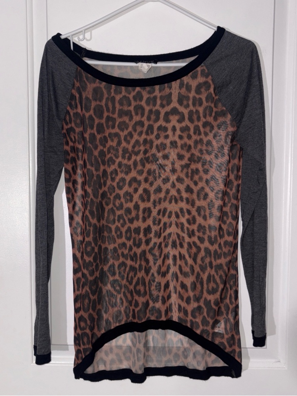 VENUS Leopard Print Raglan Long Sleeve Top - Brown, Gray, Black